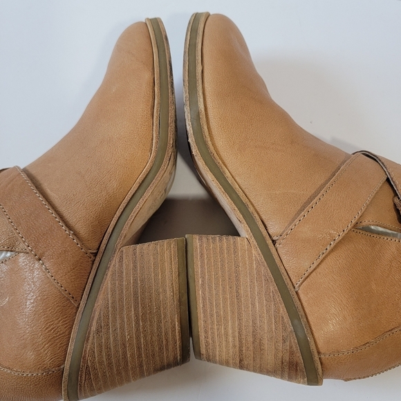 EILEEN FISHER Tan Leather Back Zip Bootie Sz 11 Chunky Block Heel Fall Academia - Picture 6 of 12